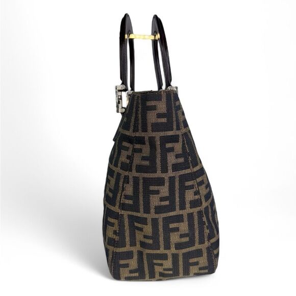 FENDI Vintage FF Zucca Tote Bag - Picture 11 of 16